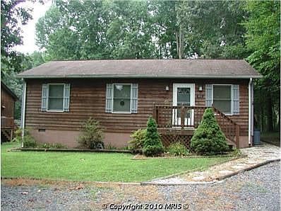 1st image of 120 Ellis Dr