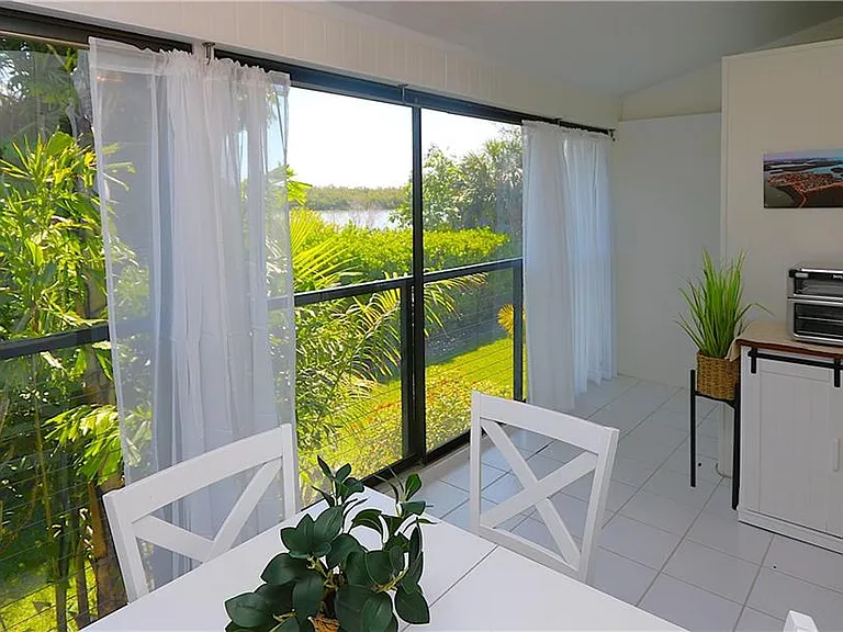 611 Palm Ave #F-30 — Photo 10
