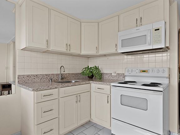 4th image of 2211 Ala Wai Blvd APT 3111