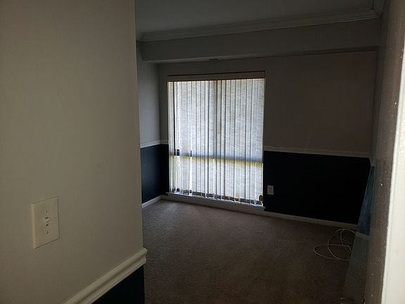 3rd image of 6081 Majors Ln APT 11