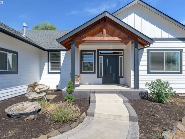 3831 Souza St, Eugene, OR 97402