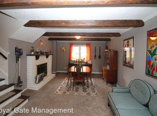 8119 W 96th Ter, Overland Park, KS 66212