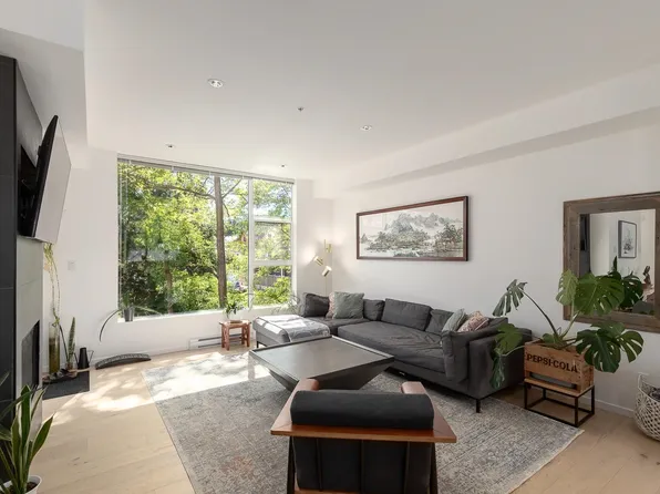 38447 Buckley Ave #3, Squamish, BC V8B 1C6