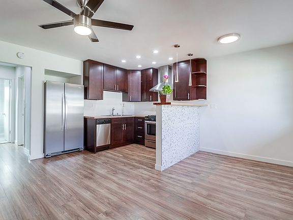5th image of 1036 1/2 Law St