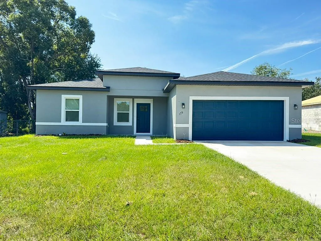 4 bed, 2.0 bath, 1833 sqft, $1,995 — Photo 4