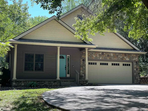 2406 Main St, Hamburg, IA 51640