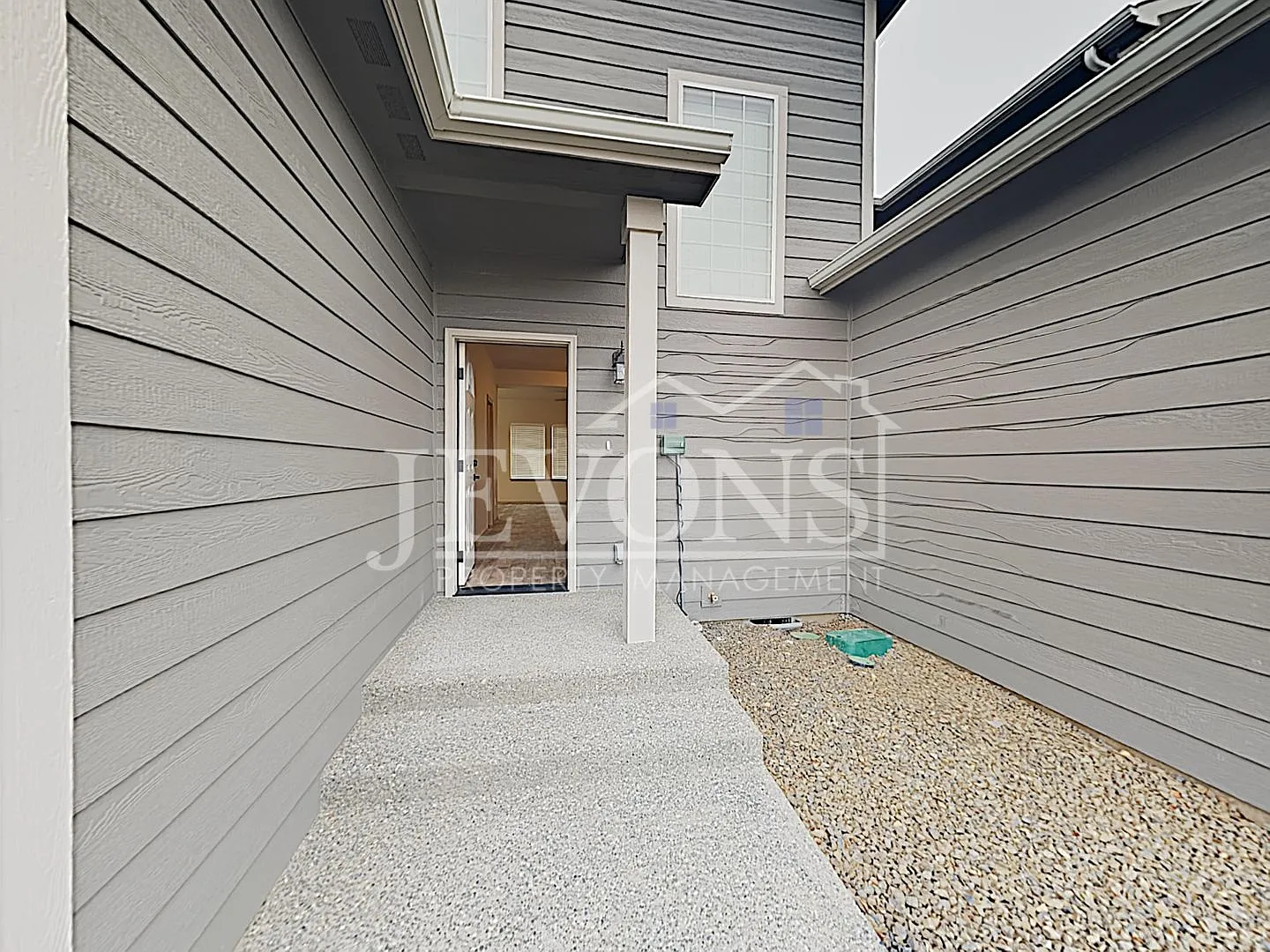 708 N 29th Ave Yakima, WA 98902 — Photo 2
