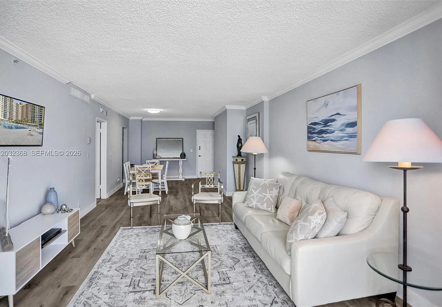 Wave Condo — Photo 4