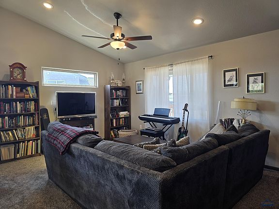 4th image of 3474 Enfield Loop Rd