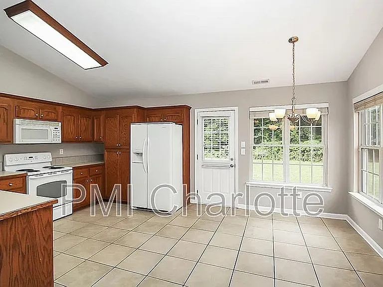 2510 S Ridge Ave — Photo 19
