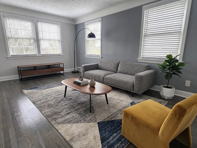 4009 Washington Blvd #3 — Photo 2