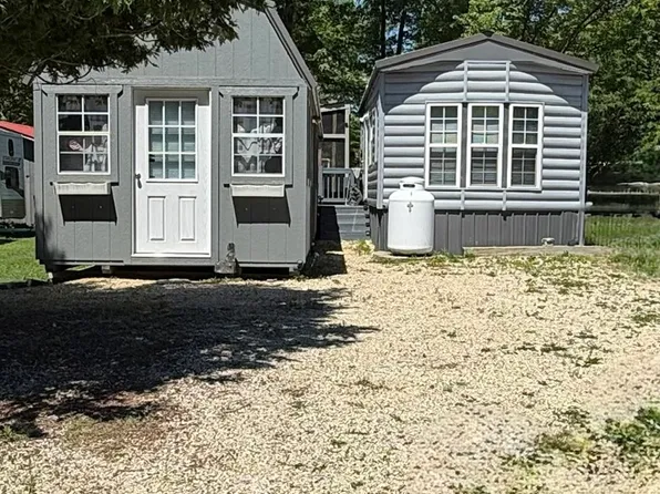 29-103 Woodhaven Lakes, Sublette, IL 61367