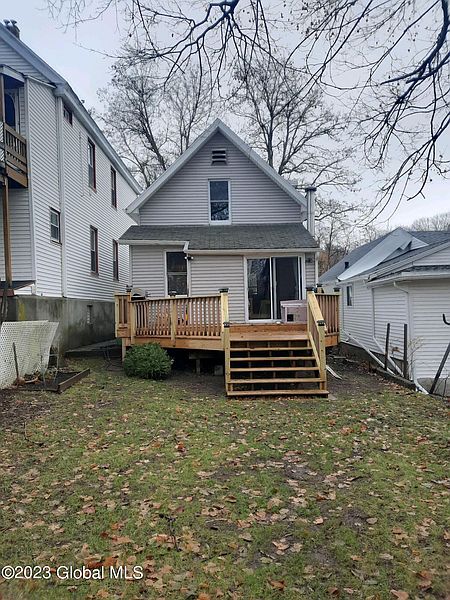 4th image of 189 Ford Avenue