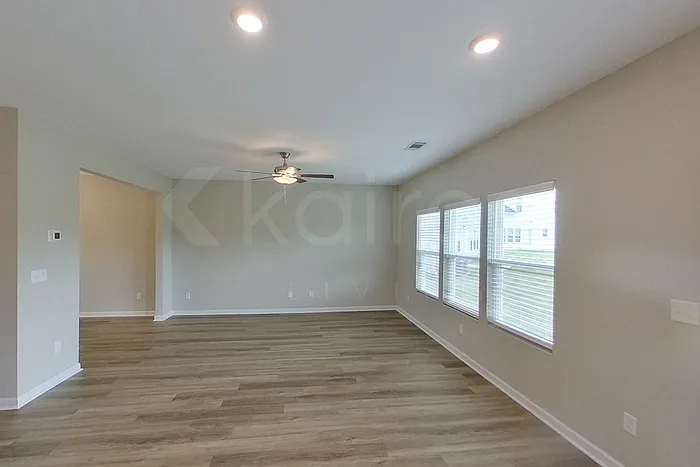 7259 Foggy River Dr — Photo 4