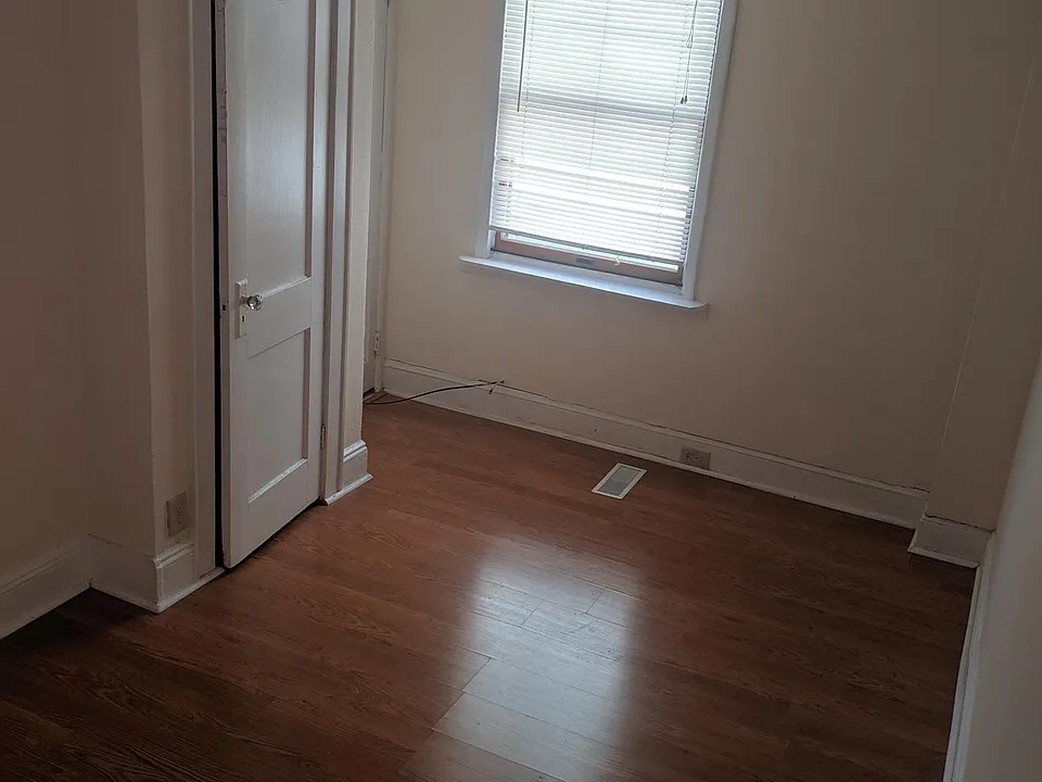 522 Saddle River Rd #1