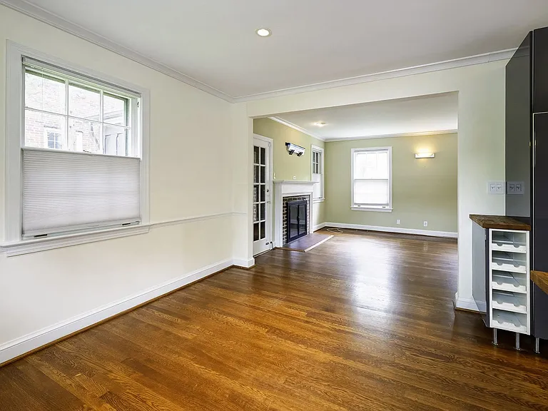 4441 Brandywine St NW — Photo 11