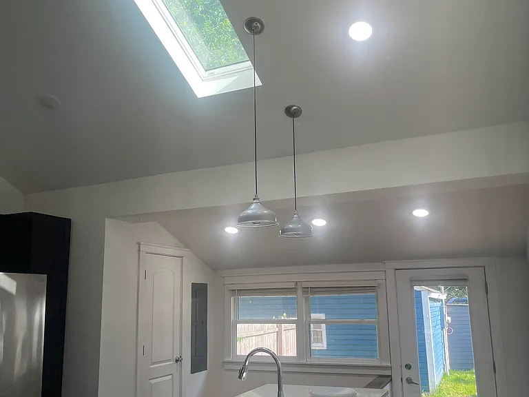 743 Harrison St — Photo 14