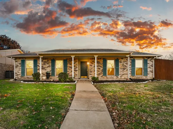 429 Woodway Dr, Coppell, TX 75019