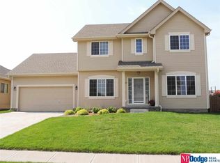 17231 Rampart St, Omaha, NE 68136