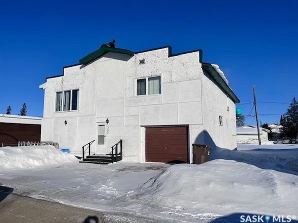 207 Kinistino Avenue W, Kinistino, SK S0J 1H0