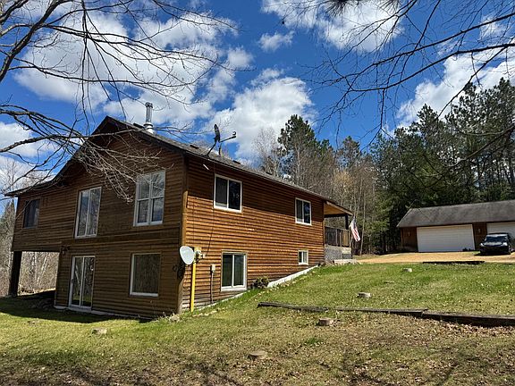 3rd image of 49382 Pansy Landing Rd