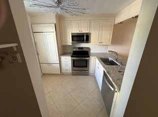 2770 Kings Lake Blvd #102, Naples, FL 34112