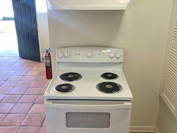 5th image of 1418 Lynn St #20