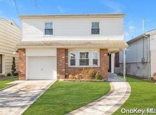 3335 Bay Ct, Far Rockaway, NY 11691