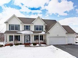 6384 Oxford Rd N, Shakopee, MN 55379