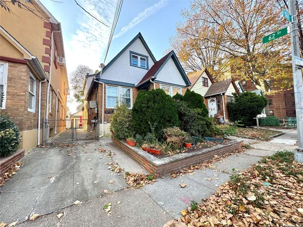 62-54 84th Place, Middle Village, NY 11379