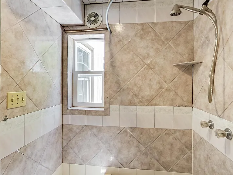 816 Peninsula Ave #B — Photo 21