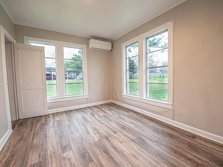1608 W State Highway 21 — Photo 17