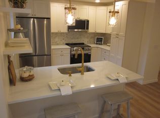 53 Coughlin Rd, Oxford, MA 01540