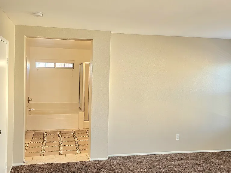 13898 Clydesdale Run Ln — Photo 25
