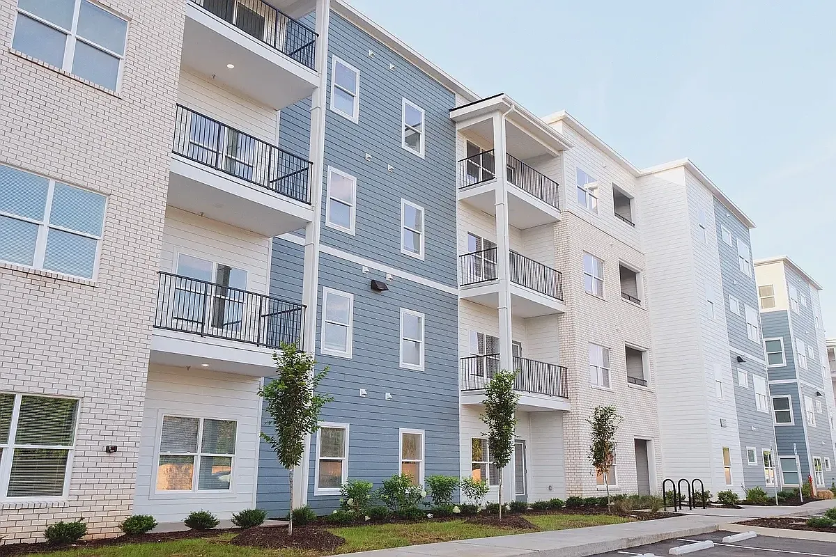Central Terrace Apartments — Photo 4
