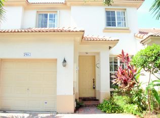 7982 NW 19th Ct, Pembroke Pines, FL 33024