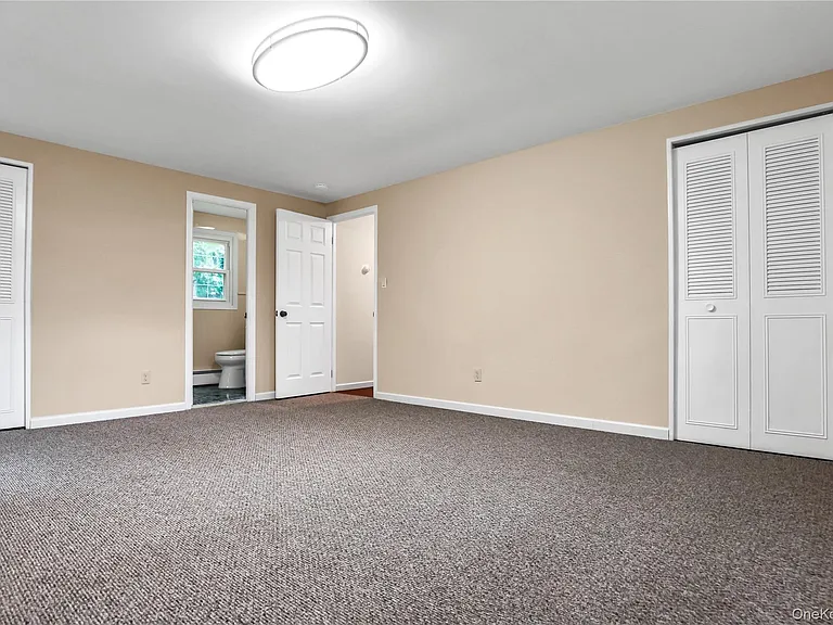 40 Seabrook Ln — Photo 12