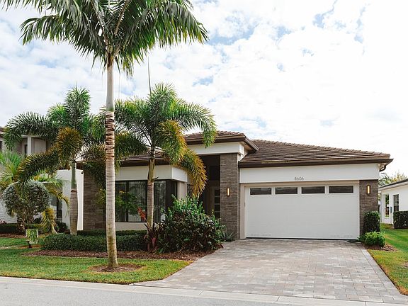 3rd image of 8606 Tower Bridge Ct