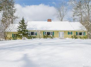 17 Cotswold Way, Avon, CT 06001