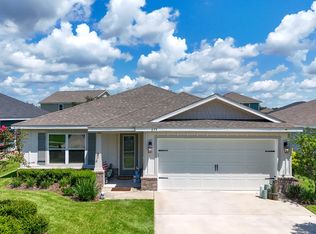 699 Riverwalk Cir, Freeport, FL 32439