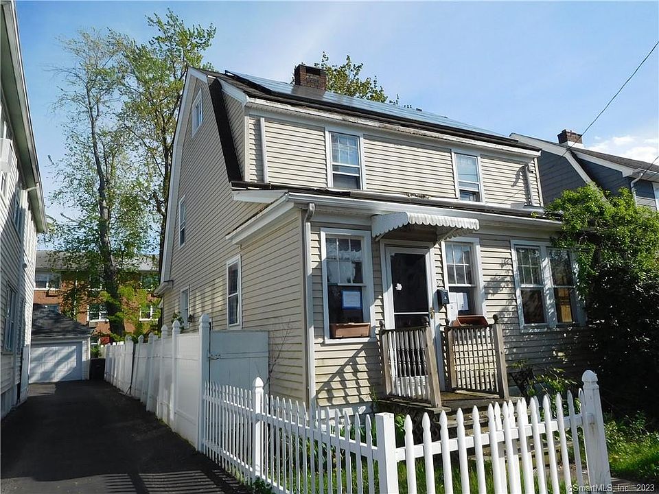 81 Staples St Bridgeport Ct 06604 Mls 170568692 Zillow 6016