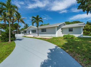 301 SW 13th Ave, Boynton Beach, FL 33435
