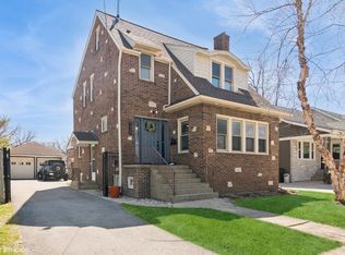 335 W Palatine Rd, Palatine, IL 60067