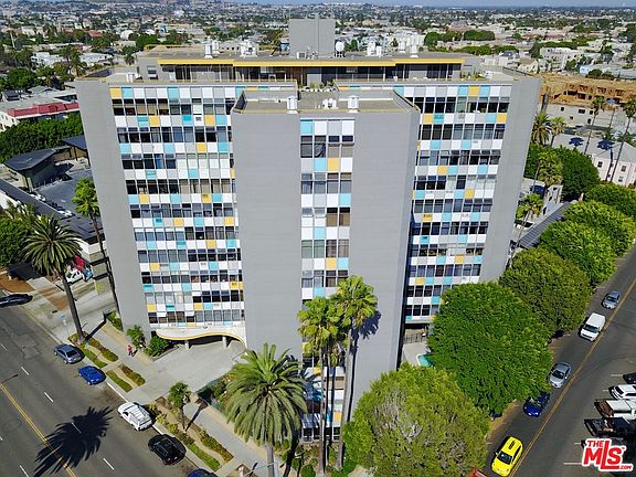 3rd image of 100 Atlantic Ave Ph 1