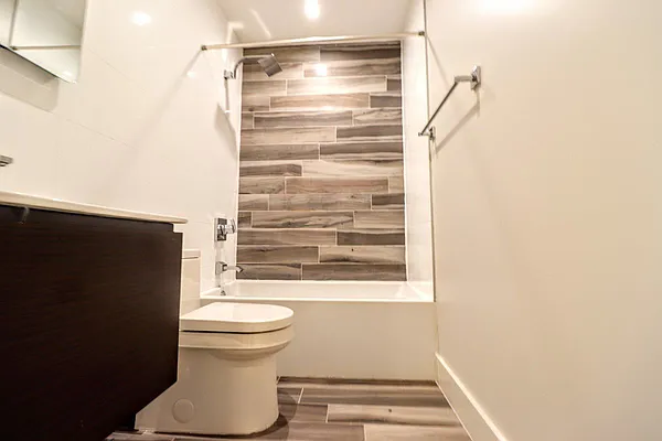 Rented by Bruma Realty LLC | media 38