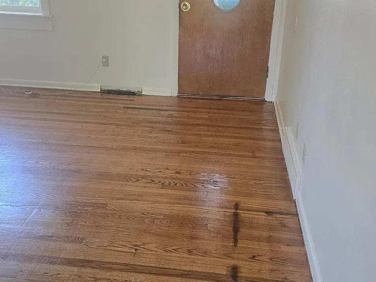 2701 Marshall Ave — Photo 5