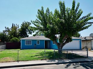 2221 W Aurora Ave, Porterville, CA 93257