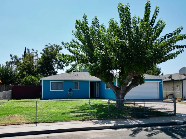 2221 W Aurora Avenue, Porterville, CA 93257
