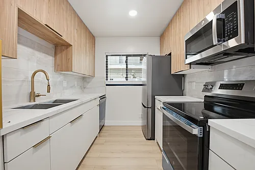 4553 North Ave #4551 Photo 1