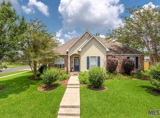 9711 Buttercup Dr, Baton Rouge, LA 70809